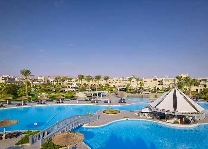 Resort Coral Sea Waterworld Sheikh