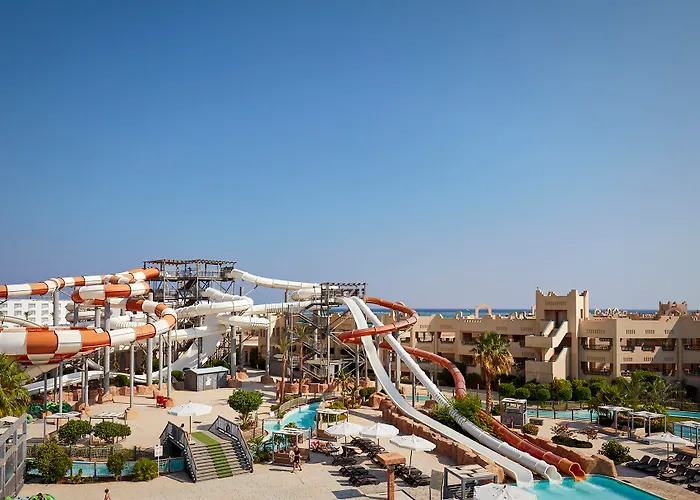 Coral Sea Waterworld Sheikh Resort