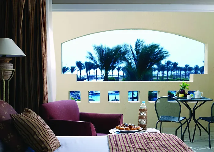 Coral Sea Waterworld Sheikh