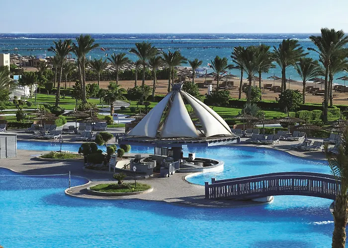 Coral Sea Waterworld Sheikh Resort 5*