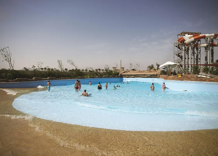 Coral Sea Waterworld Sheikh Resort