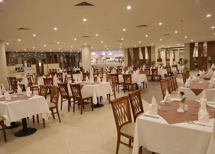 Resort Coral Sea Waterworld Sheikh 5*